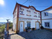 Moradia T4+1 com jardim junto à Costa de Caparica