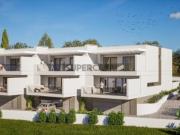 Moradia nova T4+1 de Luxo