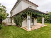 Moradia T4+1 Duplex para alugar em Cascais