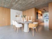 Moradia T4+1 no condomínio As Camélias, no Foco, Porto