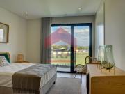 Moradia T4+1 nova localizada na Areia Branca Lourinhã