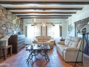 Moradia T4+1 recente com ptio,jardim,...