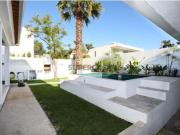 MORADIA T4+1 REMODELADA NA AROEIRA!