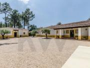 Moradia T4 no Condomínio da Quinta do Picão Azeitão para...