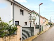 Moradia T4/5 com Piscina no Bairro de Santa Cruz –...