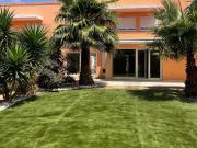 Moradia T4 +1 com jardim, 2 suites + 2 quartos +...