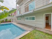 Moradia T4 + 2 em Cascais, com jardim e piscina e garagem