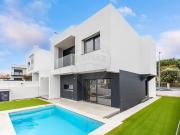 Moradia T4 à venda em Almada