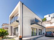 Moradia T4 à venda em Fafe