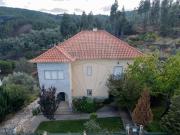 Moradia T4 à venda em Fundão