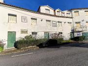 Moradia T4 à venda em Luadas