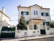 Moradia T4 à venda em Odivelas