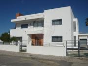 Moradia T4 à venda em Olhão