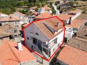 Moradia T4 à venda em Penedono