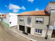 Moradia T4 à venda em Praia da Vitória