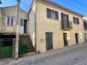 Moradia T4 à venda em São João da Pesqueira