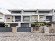 Moradia T4 à venda em Vila Nova de Famalicão