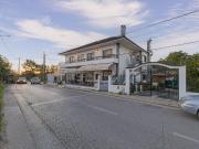 Moradia T4 + Anexo T2 independente + Restaurante no Rés...