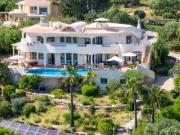 Moradia T4 aninhada nas pitorescas colinas de Santa...