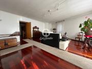 Moradia T4 c/ comércio inserida em terreno c/ 1479m2 em...