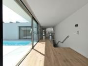 Moradia T4 | C/ Piscina | Nova | Praia Madalena | Vila...