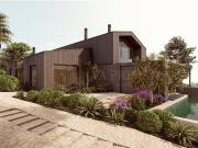 Moradia T4 com 389m2 de área bruta privativa, inserida...