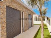 Moradia T4 com 3 Suites, piscina, Garagem Oferta de... Moradia T4 com 3 Suites, piscina, Garagem Oferta de...