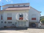Moradia T4 com excelente potencial de rentabilização –...