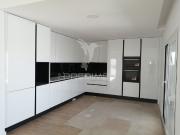 MORADIA T4 COM GARAGEM E PISCINA EM VALE DE MILHAÇOS