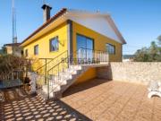 Moradia T4 com garagem e terraço em Alcoitão, Cascais