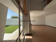 Moradia T4 com garagem em Sesimbra, Castelo