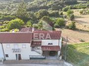 Moradia T4 com Jardim e Garagem