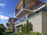 Moradia T4 com jardim e piscina em Cascais