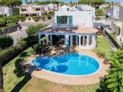 Moradia T4 com jardim e piscina, em Vilamoura, Algarve