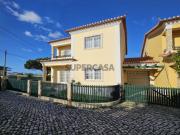 Moradia T4 com magnifica envolvência campestre Ótima...
