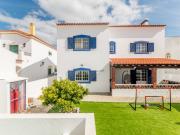 Moradia T4 com piscina 218m² Cuba