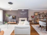 Moradia T4 com Piscina a escassos Metro da Praia em Canidelo