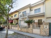 Moradia T4 com Piscina Dume Moradia T4 com Piscina Dume