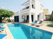 Moradia T4 com piscina e jardim em Vilamoura, Algarve....