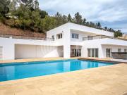 Moradia T4 com piscina e vista mar, na Baía de Sesimbra Moradia T4 com piscina e vista mar, na Baía de Sesimbra