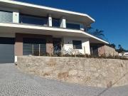 Moradia T4 com piscina exterior e uma vista panorâmica!...