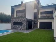Moradia T4 com piscina no Bairro Casal Novo | Odivelas
