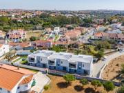 Moradia T4 com piscina privativa em Manique