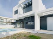 Moradia T4 com piscina Quintinhas