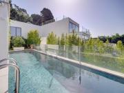 Moradia T4 com piscina, terraços e vista mar em Janes,...