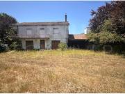 Moradia T4 com Terreno Amplo em Carvoeiro
