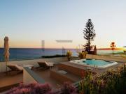 Moradia T4 com total Vista Mar para Venda no Estoril,...