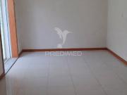 Moradia T4 com Três Frentes