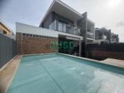 Moradia t4 como nova com piscina e garagem conforto e...