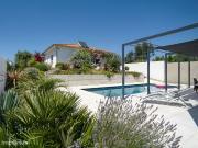 Moradia T4 como nova com Piscina e vista serra dos Candeiros
